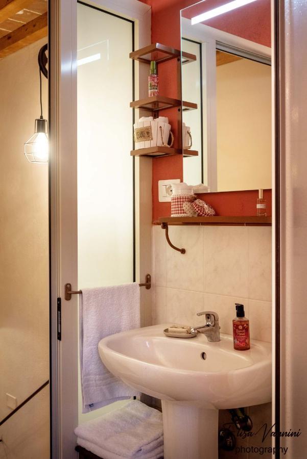 La Mi Casina Toscana Palaia Eksteriør billede